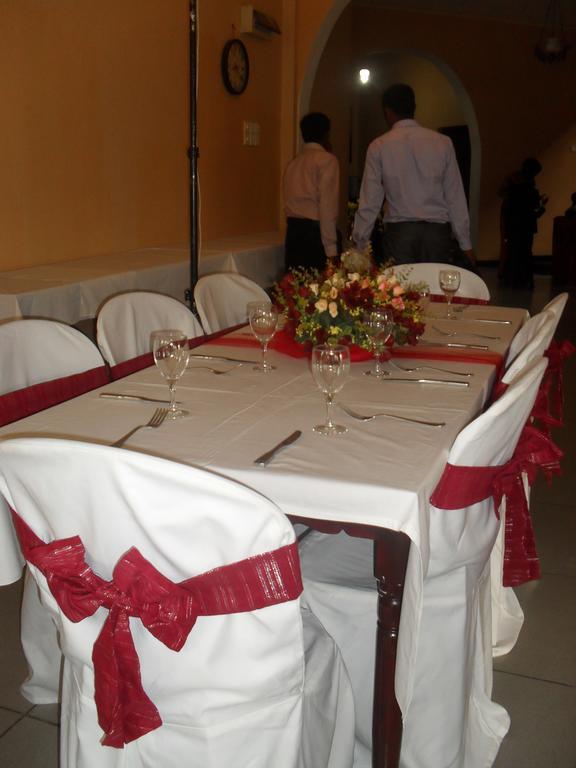 Royal Mount Hotel Kandy Kültér fotó
