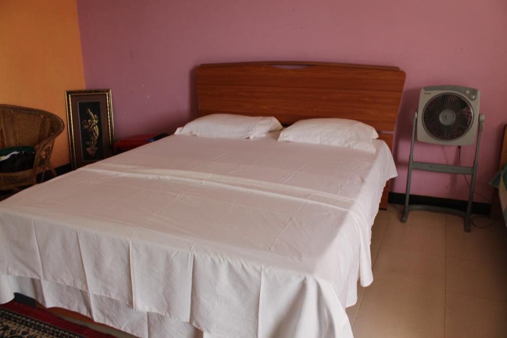 Royal Mount Hotel Kandy Szoba fotó